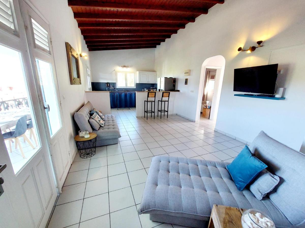 Les Cles D'Emakeys Apartamento Sainte-Anne  Exterior foto